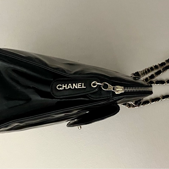 SOLD Authentic Chanel bag - Picture 7 of 13